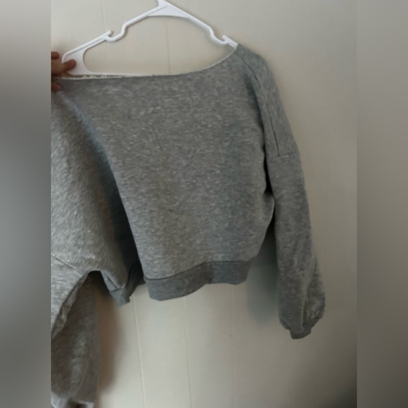 Blogilates Off-shoulder Dance Studio Sweatshirt - Picture 1 of 2